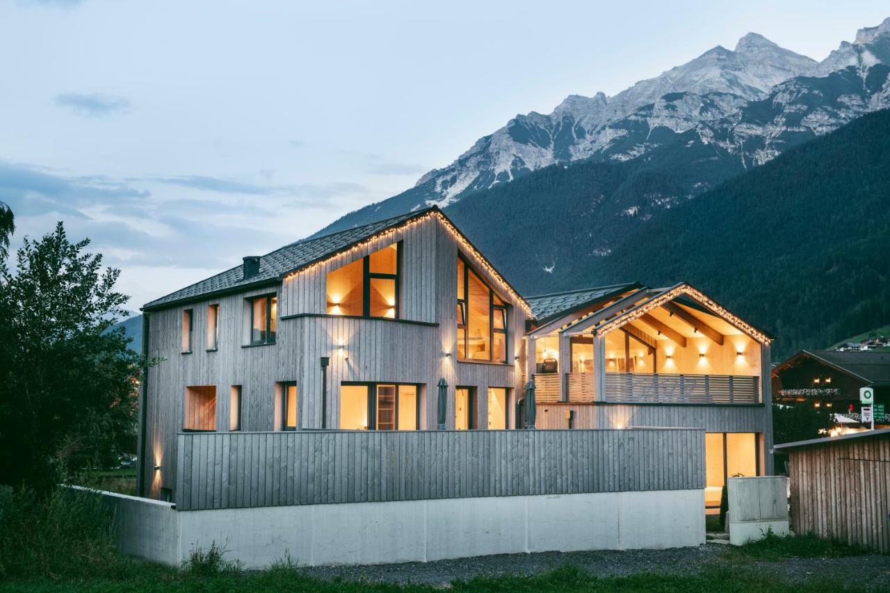 Ferienhaus zum Stubaier Gletscher - Dorf Neustift im Stubaital Exterior foto