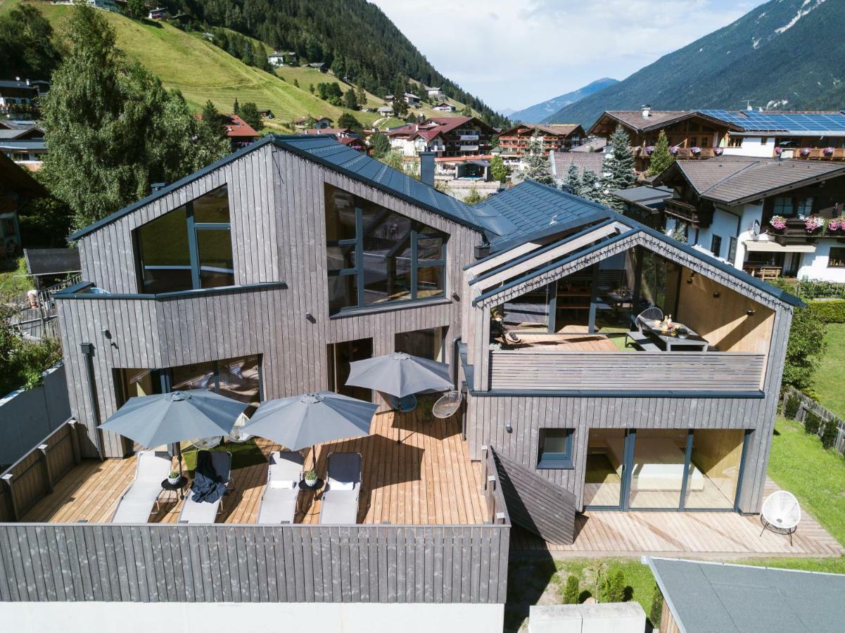 Ferienhaus zum Stubaier Gletscher - Dorf Neustift im Stubaital Exterior foto
